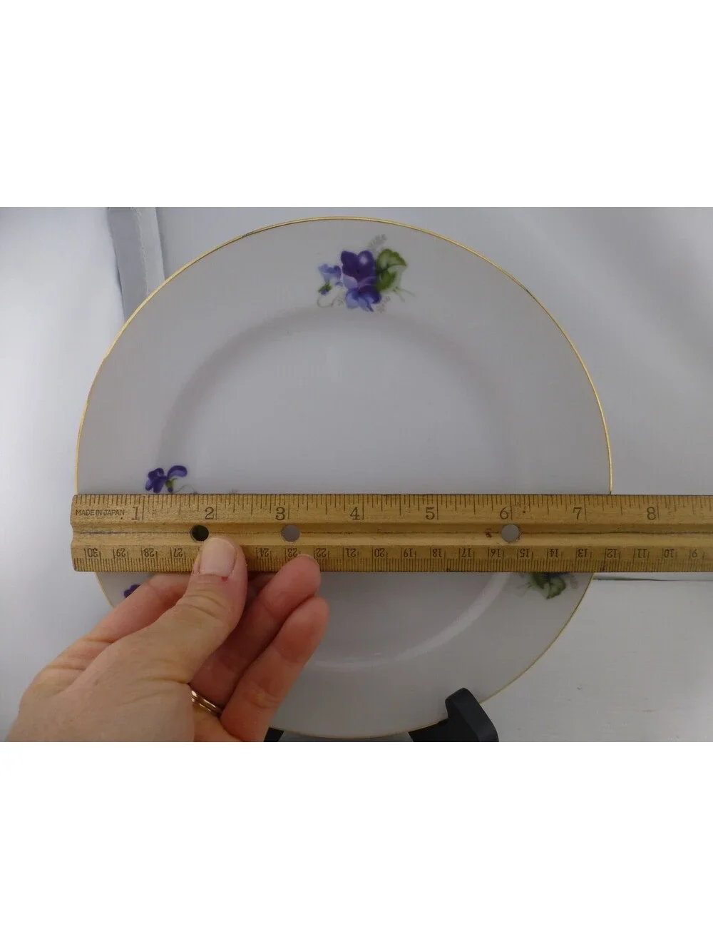 UCAGCO China Japan Vintage Violet Floral Gold Rim Salad Plate 7.5